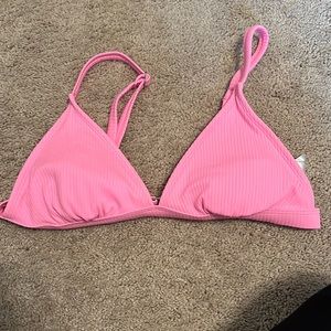 Ribbed hot pink bikini top, adjustable straps, target brand, great condition!